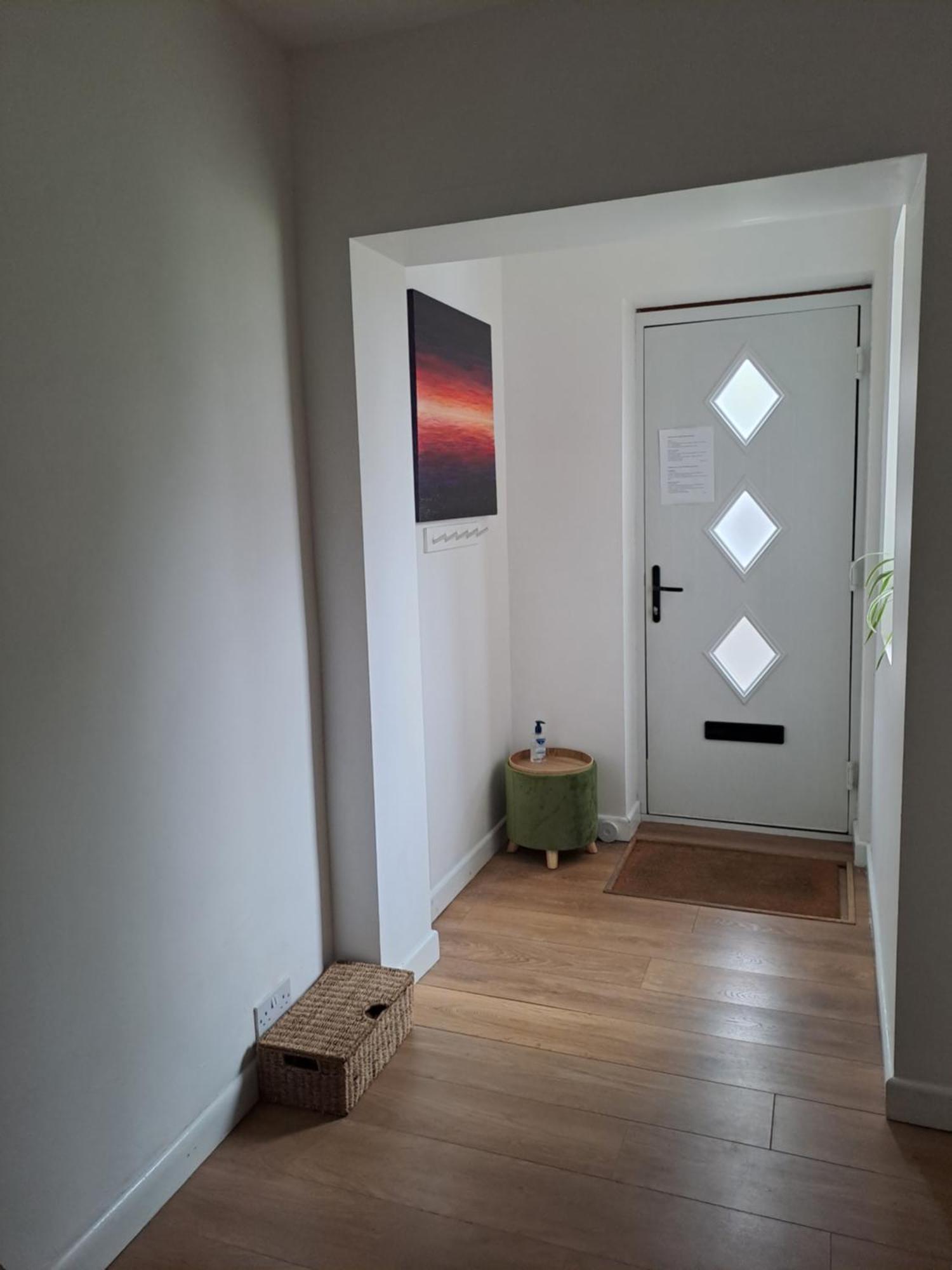Quiet Comfortable Patcham Studio Free Parking Hallway Shared With Host Apartment Brighton ภายนอก รูปภาพ